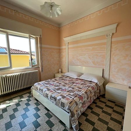 Villa Sophia Mare 1 Λίντο ντι Καμαϊόρε Εξωτερικό φωτογραφία
